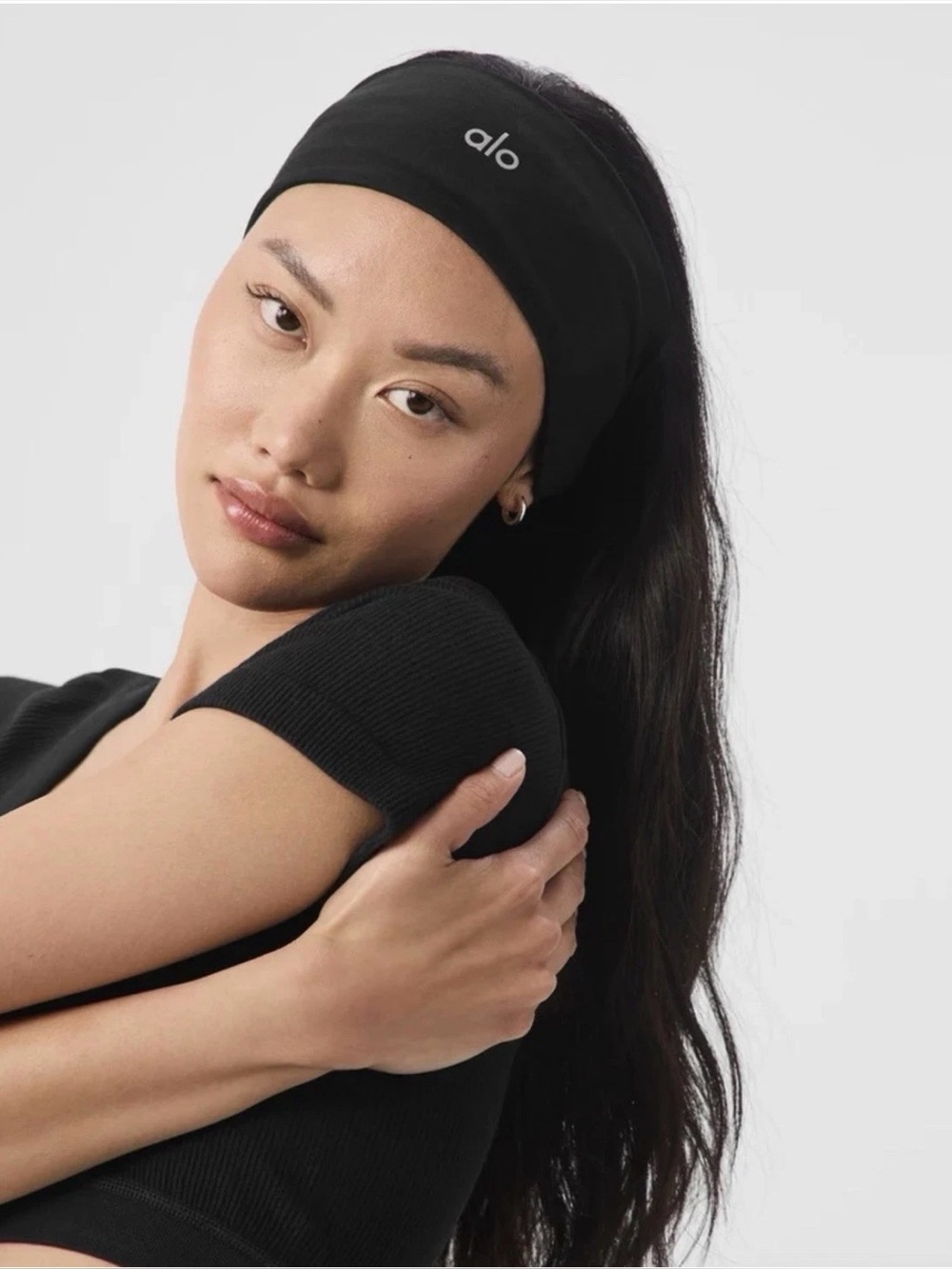 ALO Yoga Wide Ribbed Headband in Black